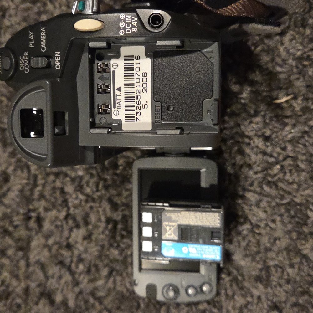 Untested Canon Video Camera Digital - Picture 5 of 5